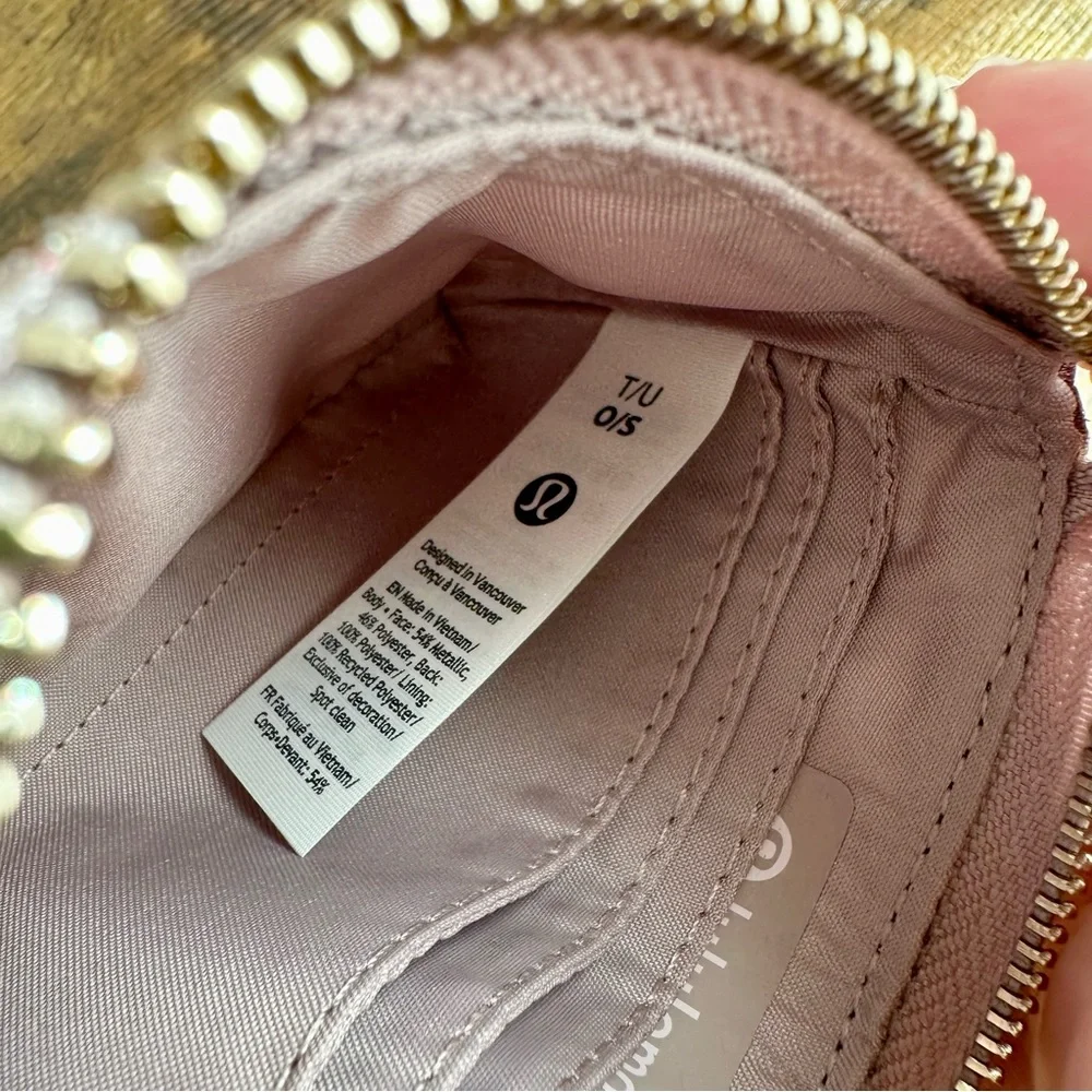 Lululemon Clippable Card Pouch, Glitter In Pink Champagne/Mink/Gold NWT